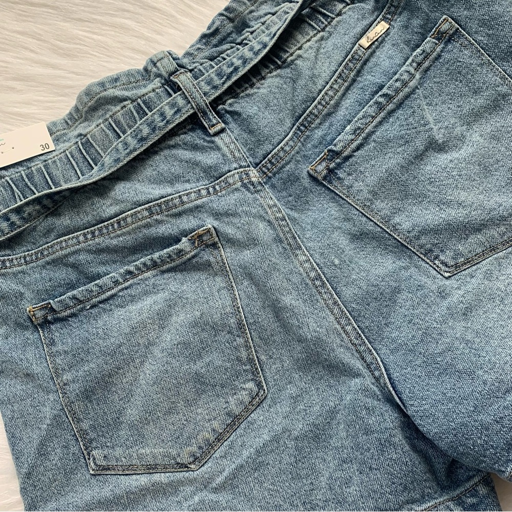 KanCan High Rise Denim Shorts Medium Wash Belted - Picture 12 of 13